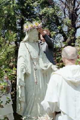db_maycrowning1.jpg